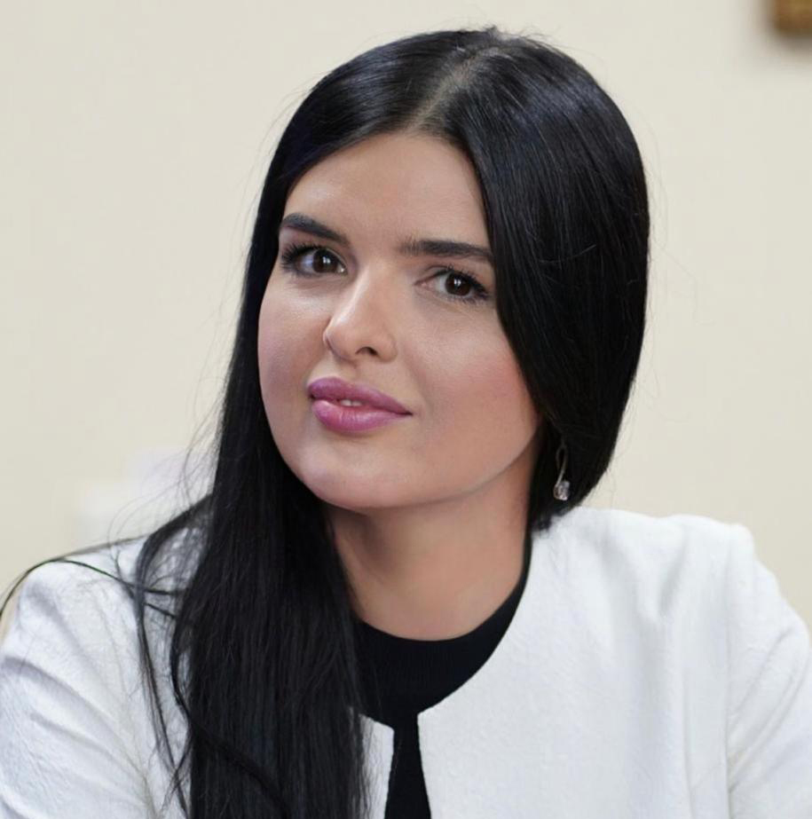 Алла НАВОЛОКІНА